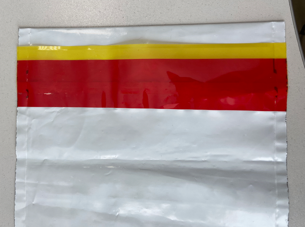Why Russian Packaging B2B Clients Trust Void Courier Bags Over Traditional Seals 3 tamper evident packaging russia 1