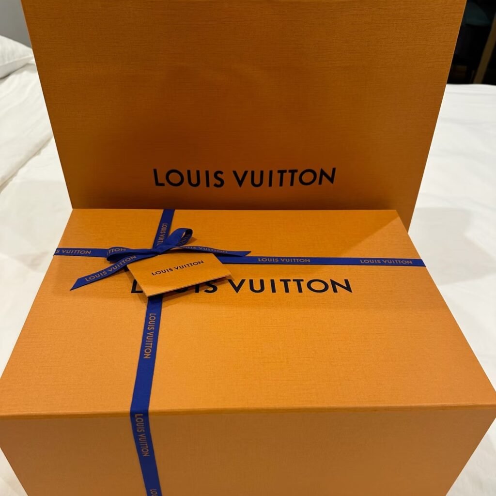 Duty Free Bag for Hanoi Airport Duty-Free Shops and Retailers 4 lv in hanoi airport