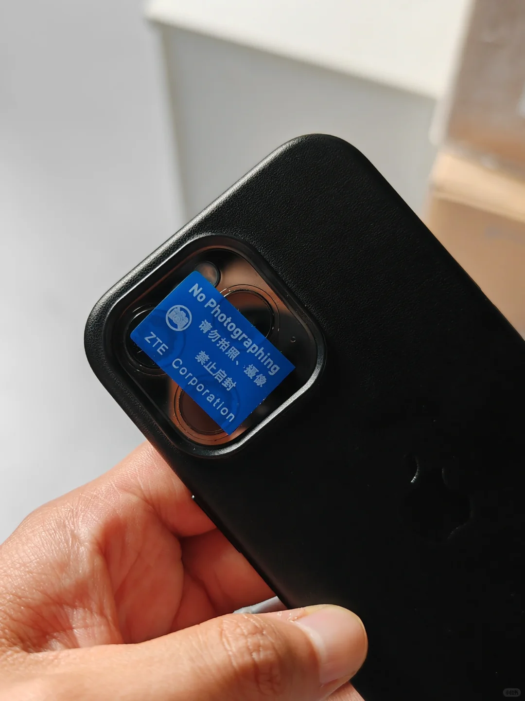 Custom Packaging With Elite Camera Tamper Evident Labels